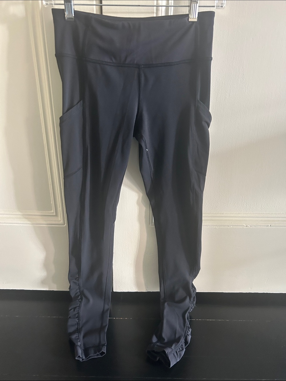 lululemon athletica Black Leggings with Side Pockets with ruched leggings